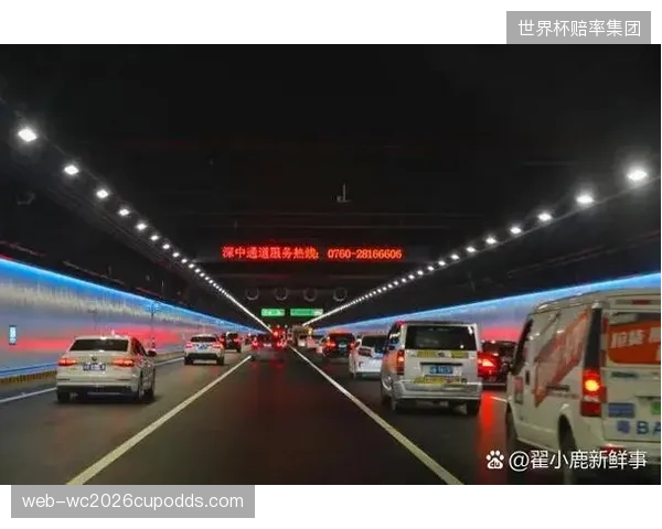 单场二十路全景车载镜头并发架构承载了数百万车迷流量